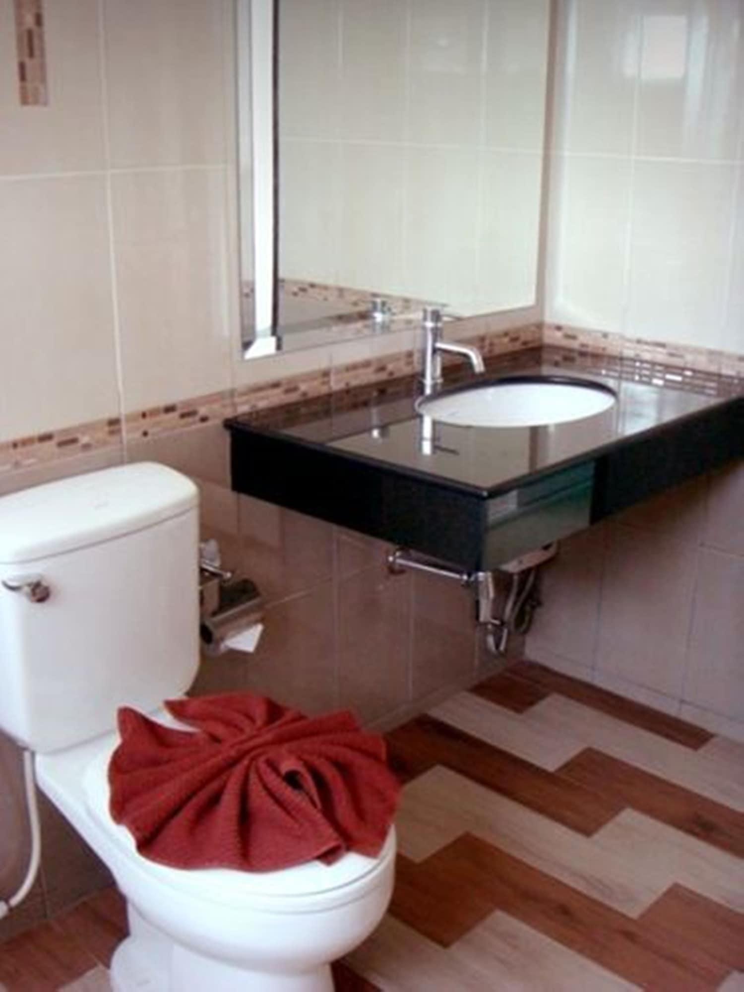 Grand Residence Jomtien Eksteriør billede