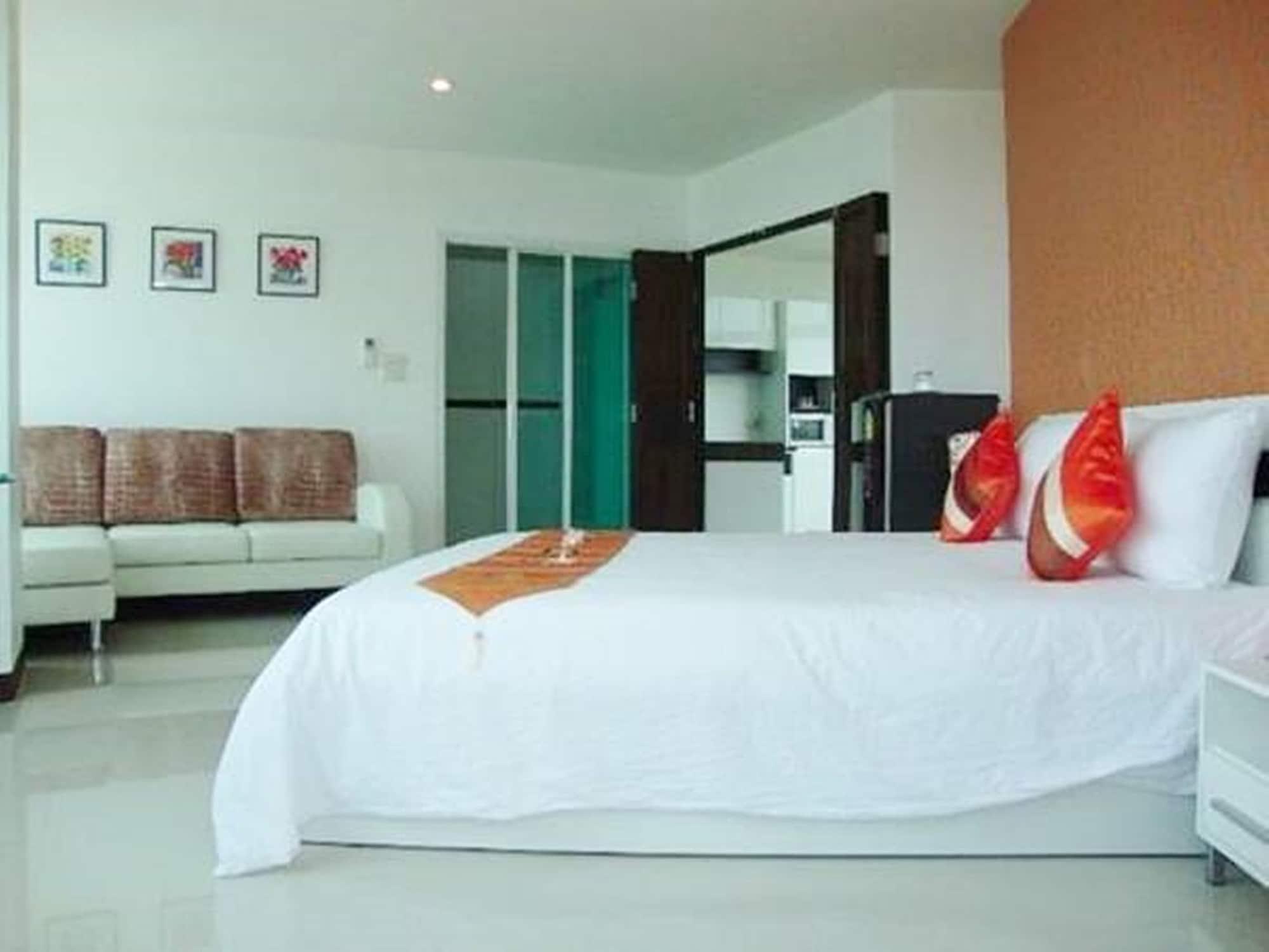 Grand Residence Jomtien Eksteriør billede