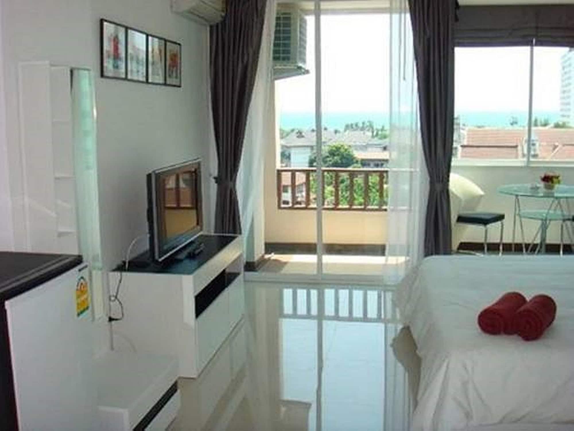 Grand Residence Jomtien Eksteriør billede