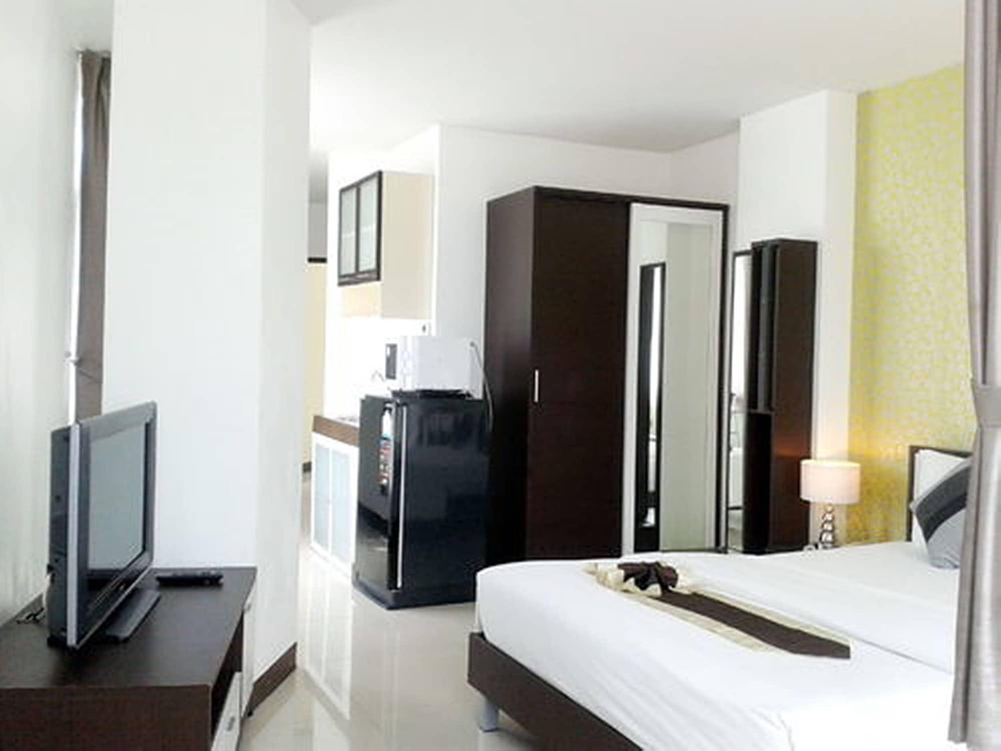 Grand Residence Jomtien Eksteriør billede