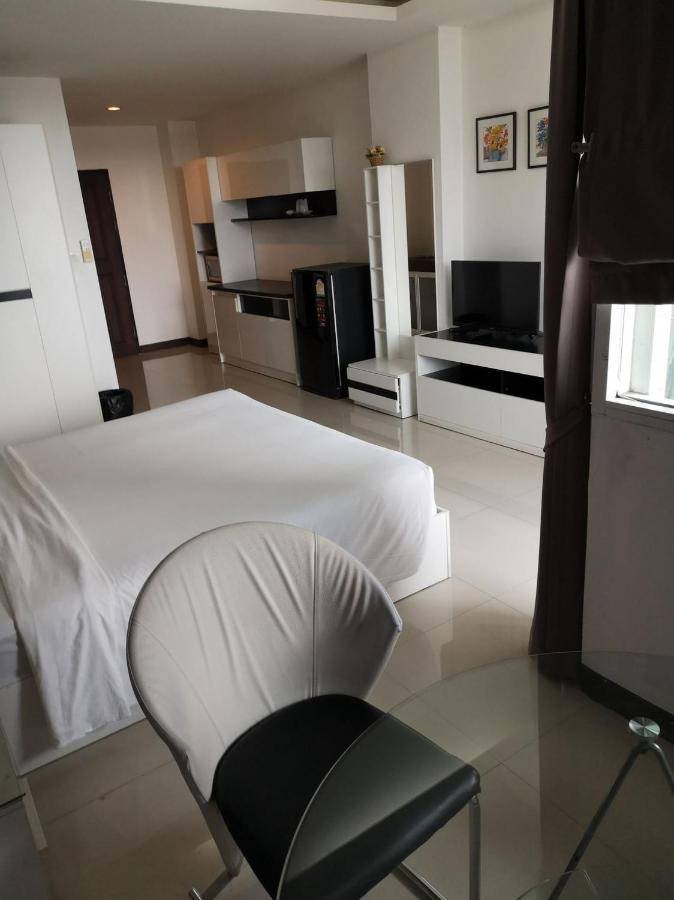Grand Residence Jomtien Eksteriør billede