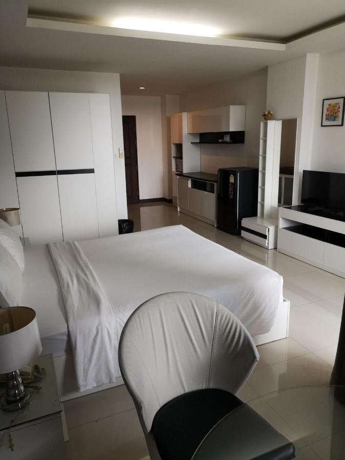 Grand Residence Jomtien Eksteriør billede