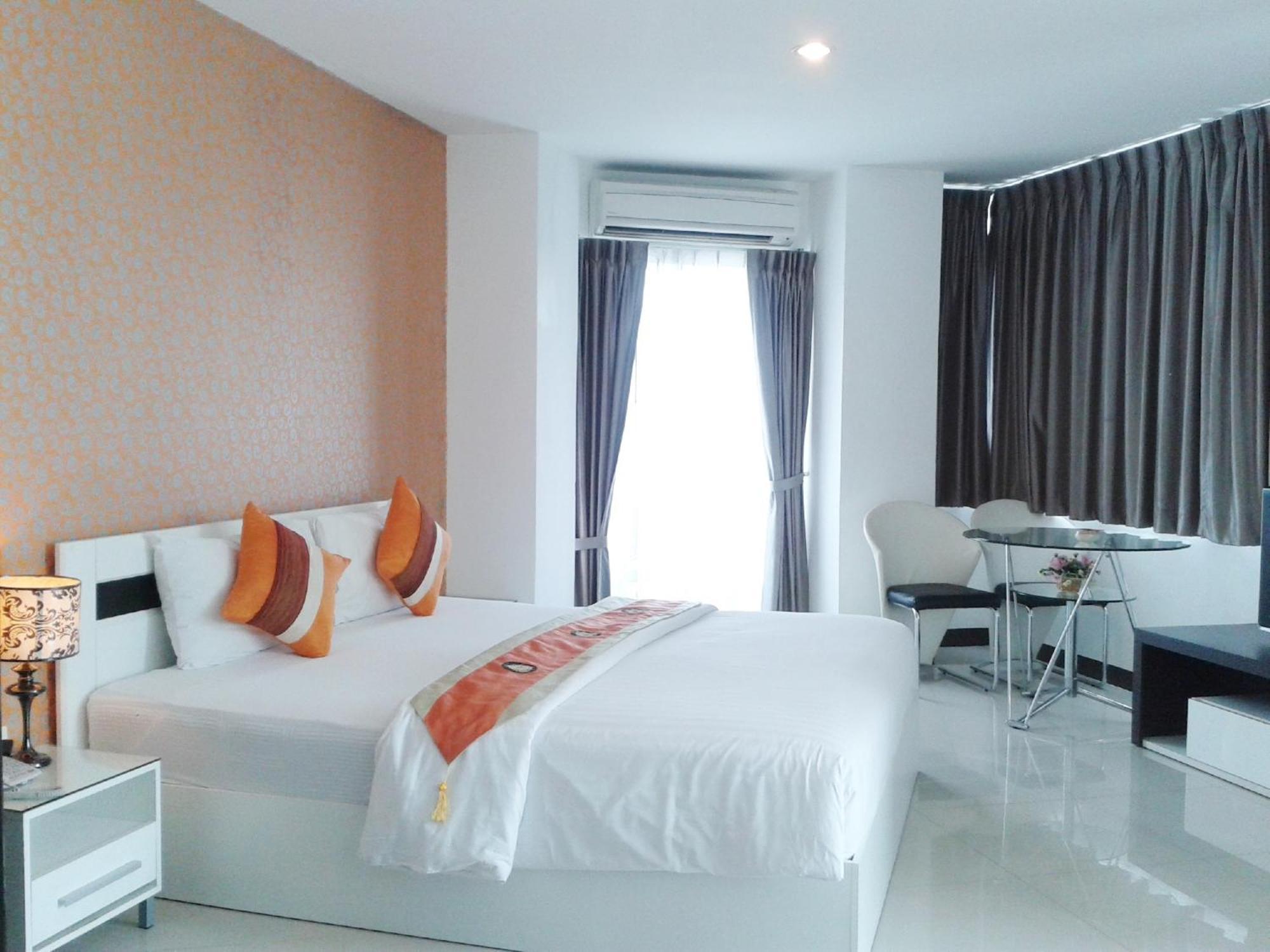 Grand Residence Jomtien Eksteriør billede