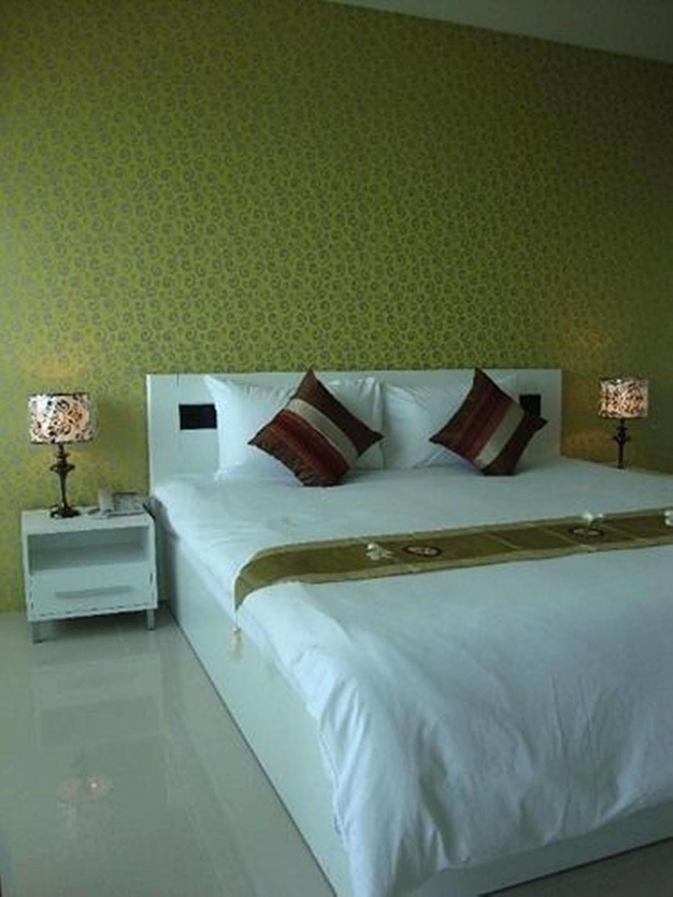 Grand Residence Jomtien Eksteriør billede