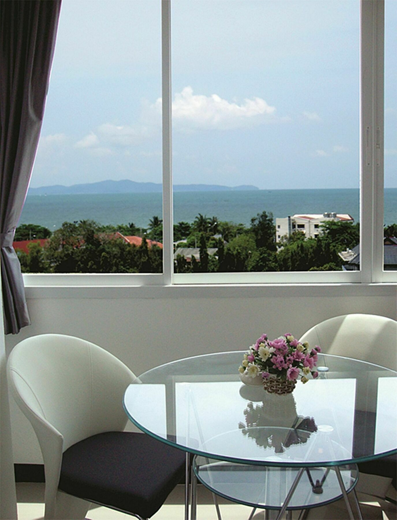 Grand Residence Jomtien Eksteriør billede