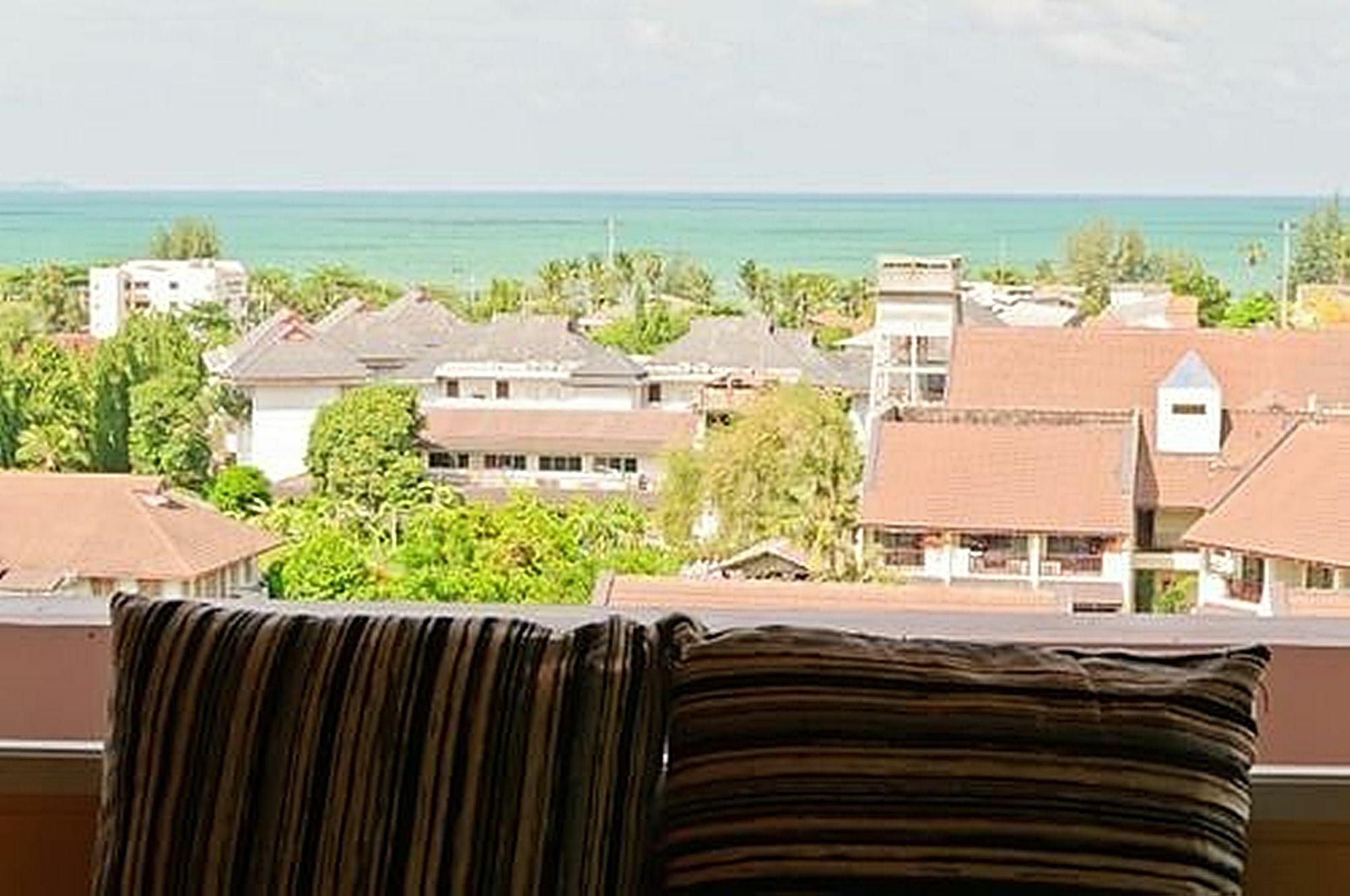 Grand Residence Jomtien Eksteriør billede